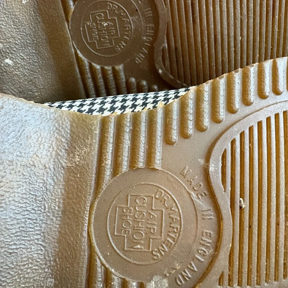 Dr Martens - Picture 10 of 11